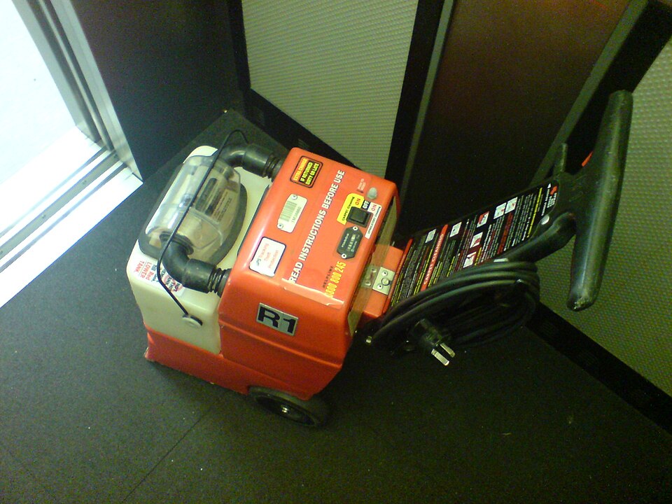 Carpet Cleaner