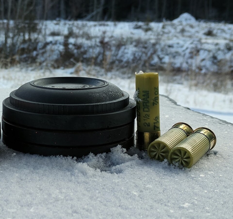 Clay Pigeon Thrower