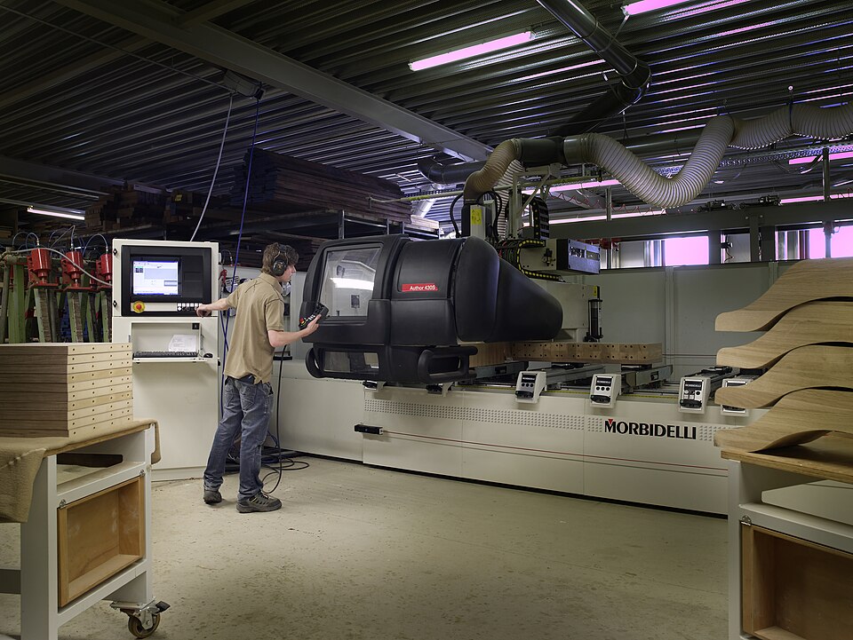 CNC Key Cutting Machine