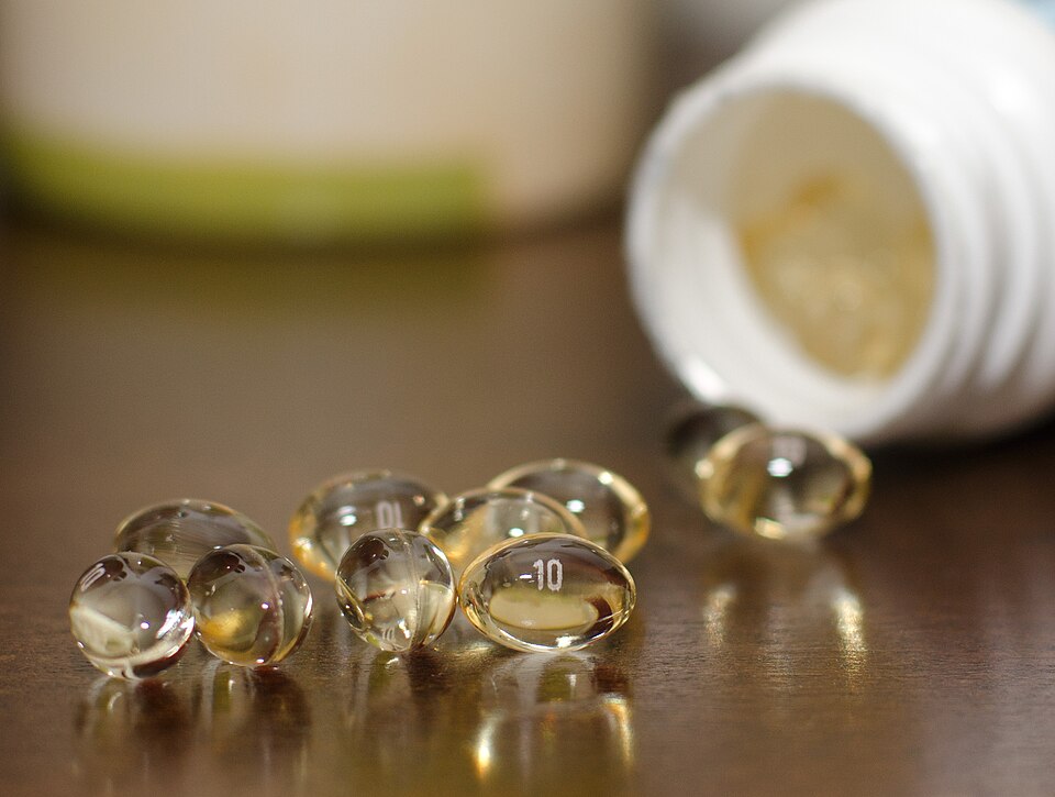 Capsule Filling and Sealing Machine