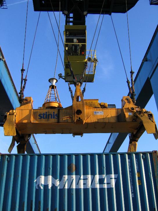 Container Spreader