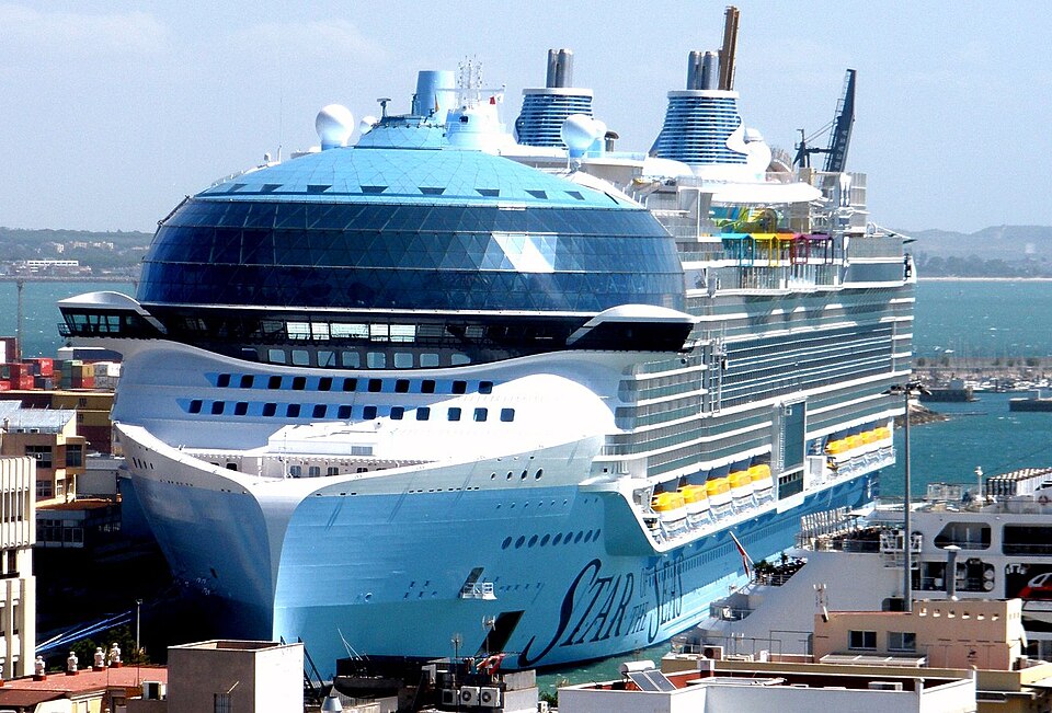 Cruise Ship