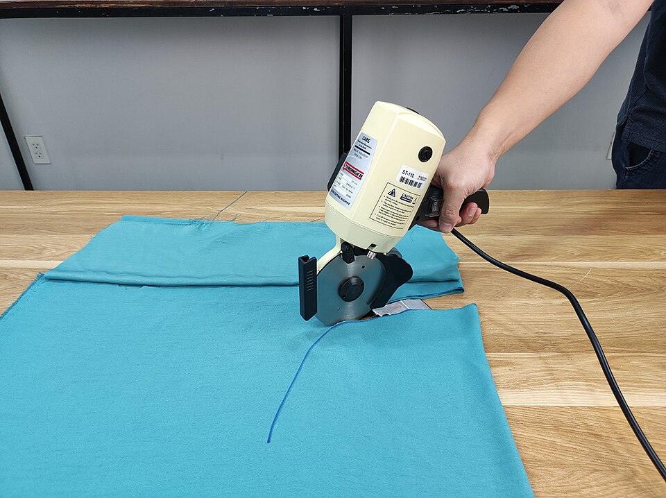 Automated Fabric Cutter