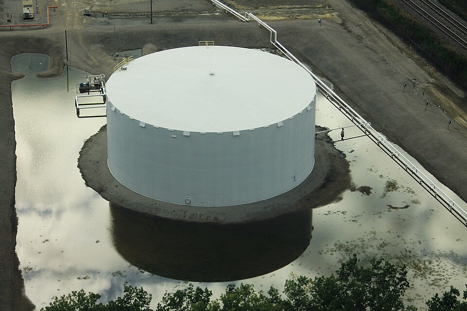 Floating-Roof Storage Tank