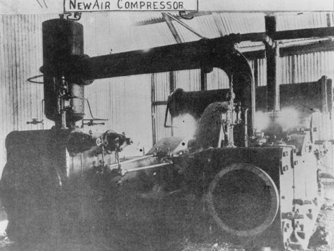 StateLibQld 2 74797 Compressor in the smelting works at Mount Elliott, Selwyn, Queensland, 1909.jpg
