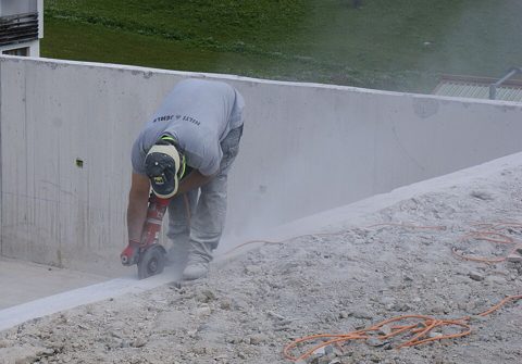 Faschina-concrete angle grinder-Betontrennschleifen-13ASD.jpg