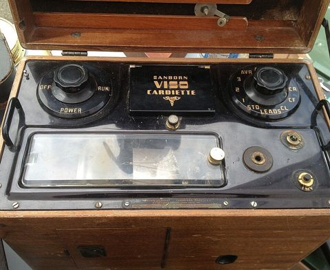 The First ECG Machine in India.jpg