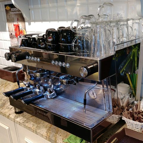 Espresso machine in café.jpg