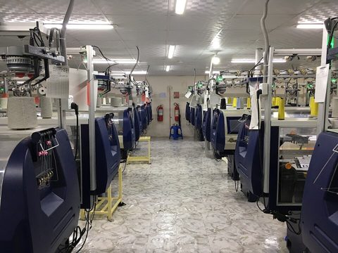 Computerized Flat Knitting Machine (Jacquard Machine) 07.jpg