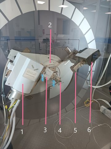 X-ray diffractometer-2.jpg
