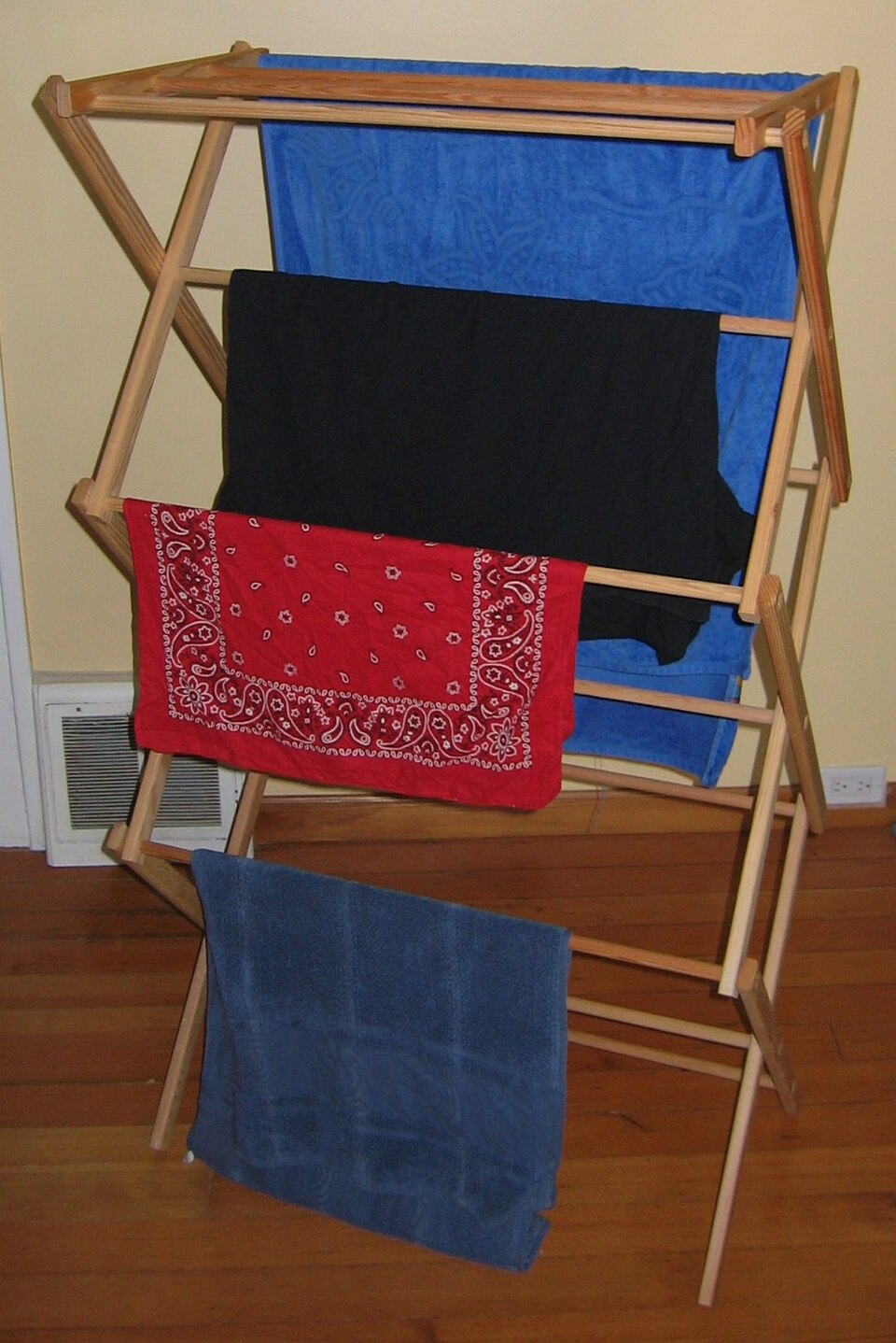 Heated Clothes Airer