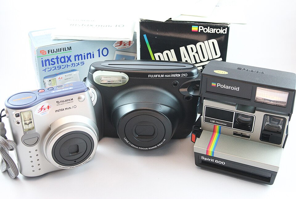 Instant Camera