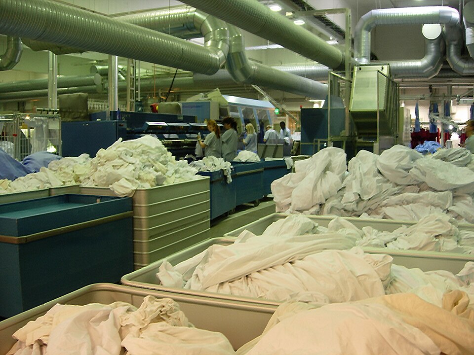 Laundry Folding Machine