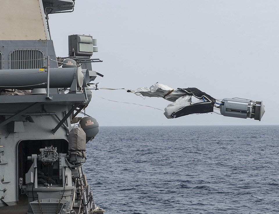 Naval Decoy Launcher