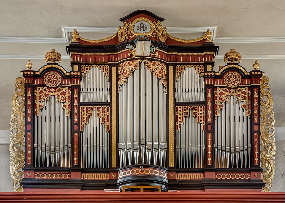 Pipe Organ