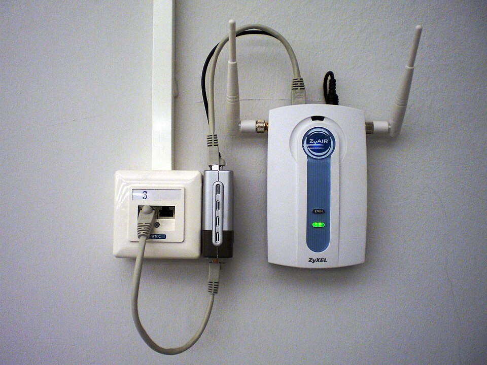PoE Injector