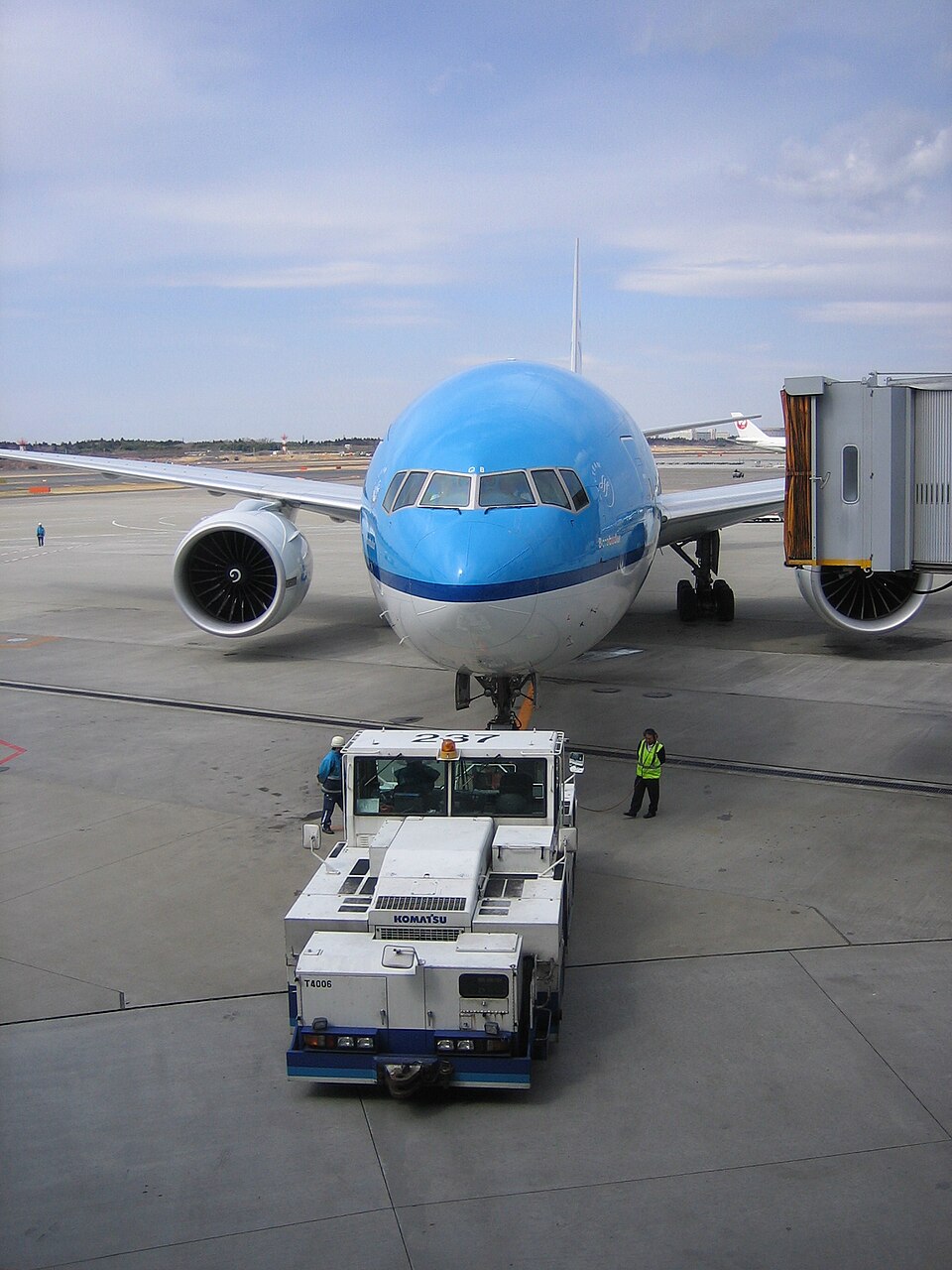 Aircraft Pushback Tug