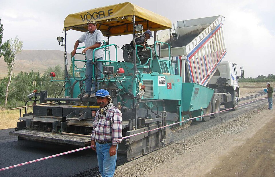 Slipform Concrete Paver