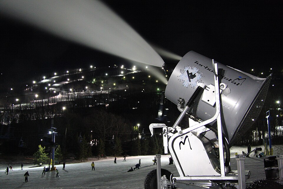 Snow Making Machine