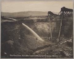 Large Hydraulic Mining Excavator