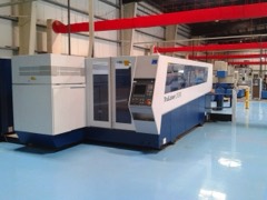 CO2 Laser Cutting Machine