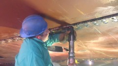 Pneumatic Rivet Gun