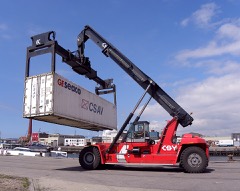 Reach Stacker