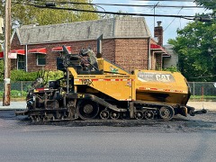 Tracked Asphalt Paver