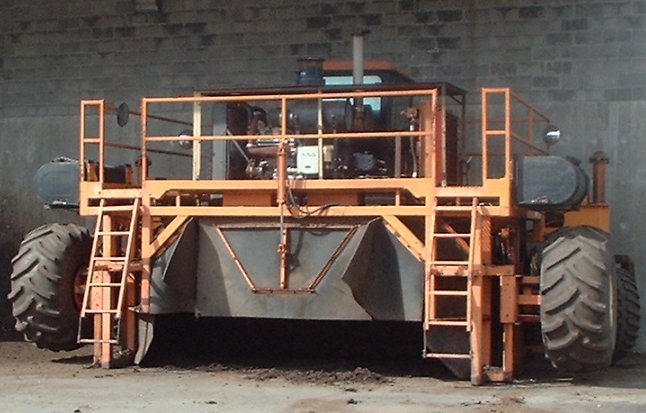 Windrow Compost Turner